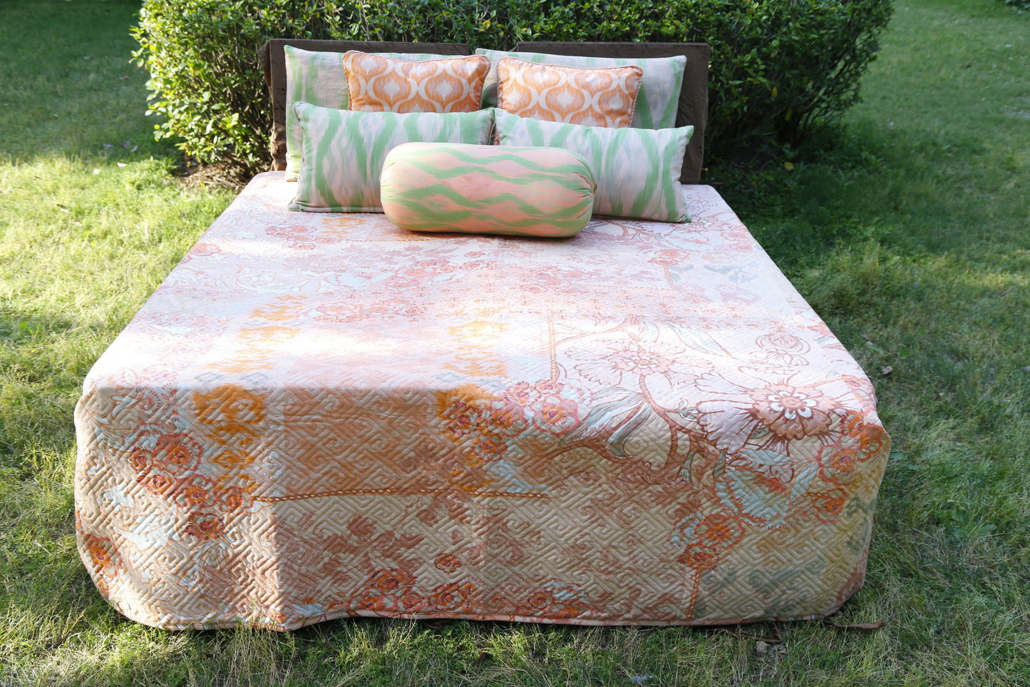 Spring Meadow (Bedsheet with 2 pillow Covers)