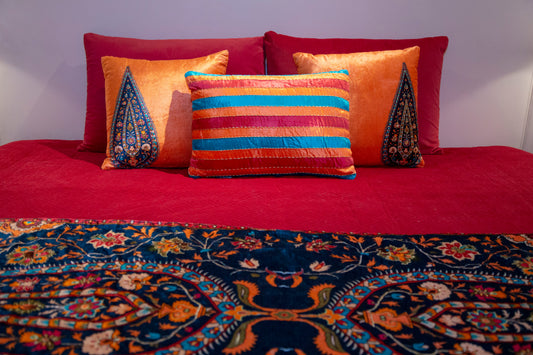 Rang Mahal ( Velvet Bedcover With Pillow Cover And 3 Cushion Covers And Runne )