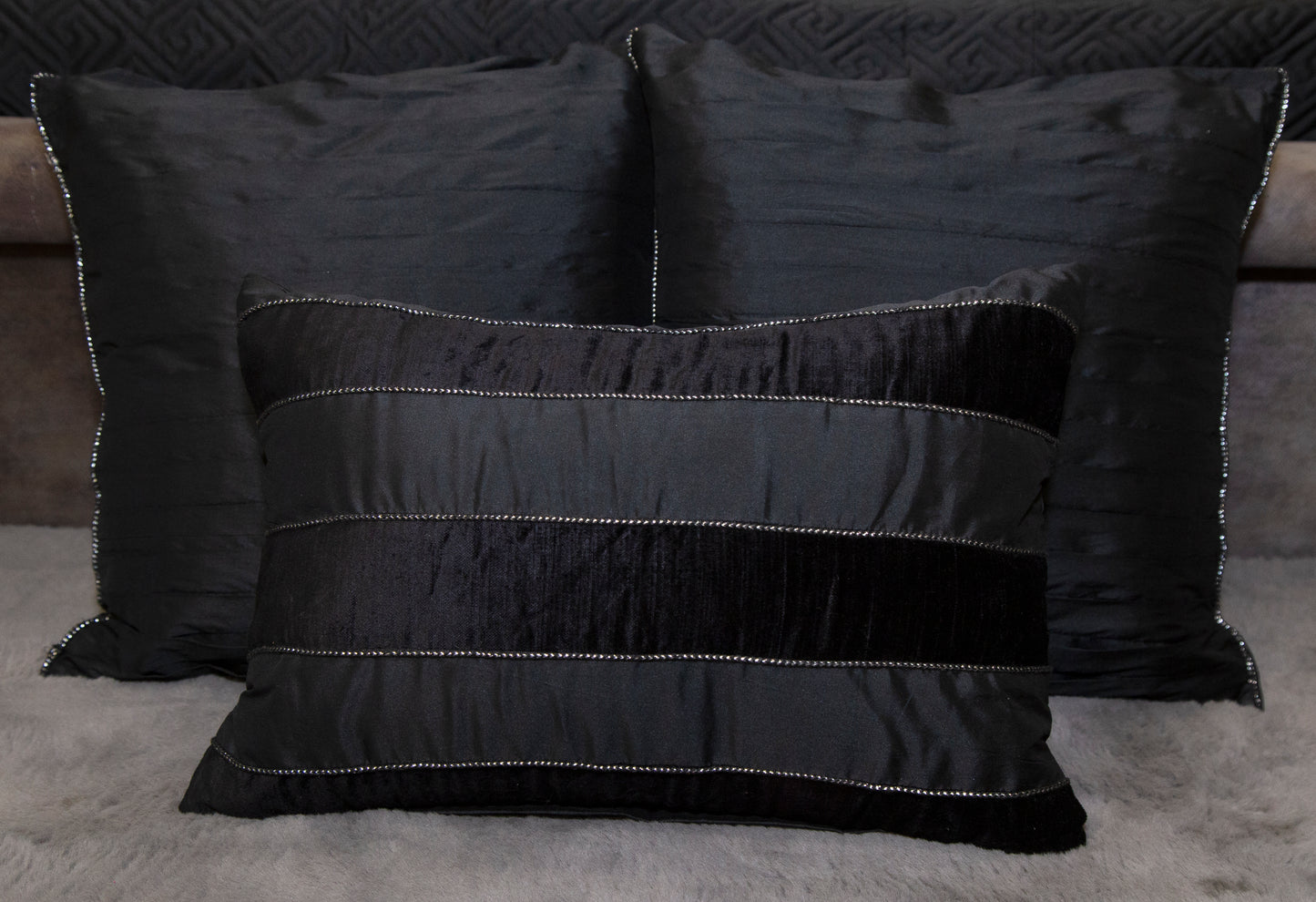 Pakshee (Set of Quilted Bedcover with Two Pillow Cover)